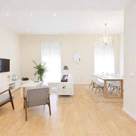 Total Valencia White Apartment Екстериор снимка