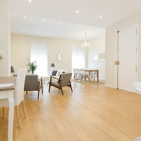 Total Valencia White Apartment Екстериор снимка
