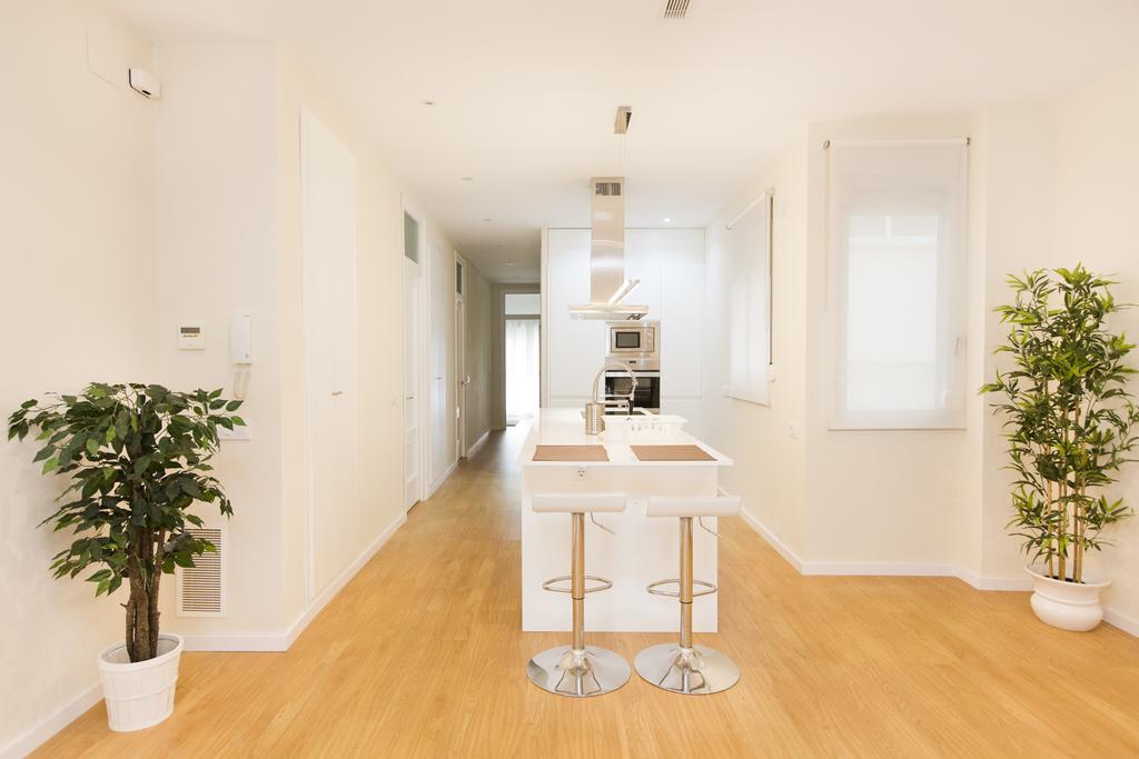 Total Valencia White Apartment Екстериор снимка
