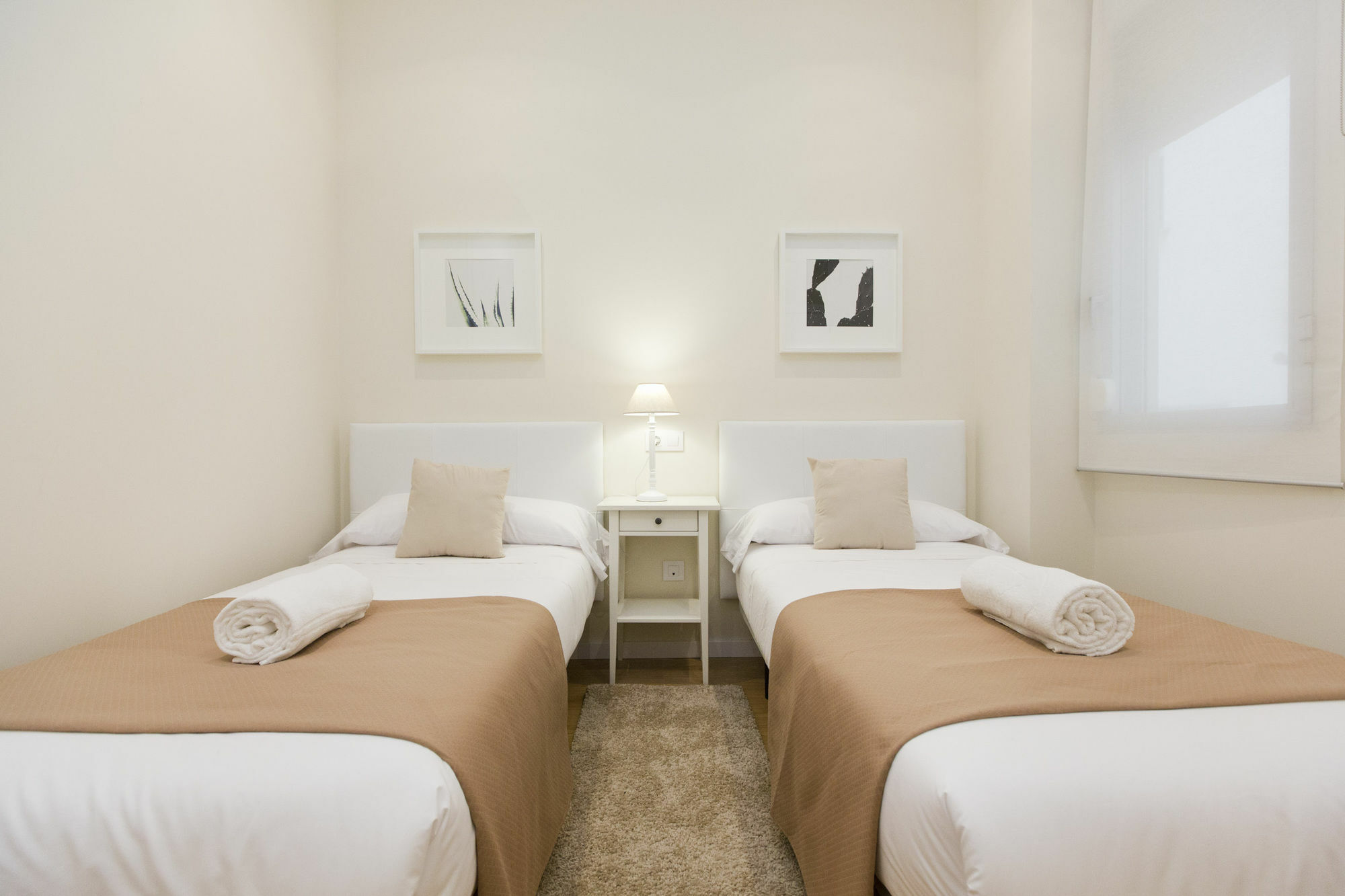 Total Valencia White Apartment Екстериор снимка