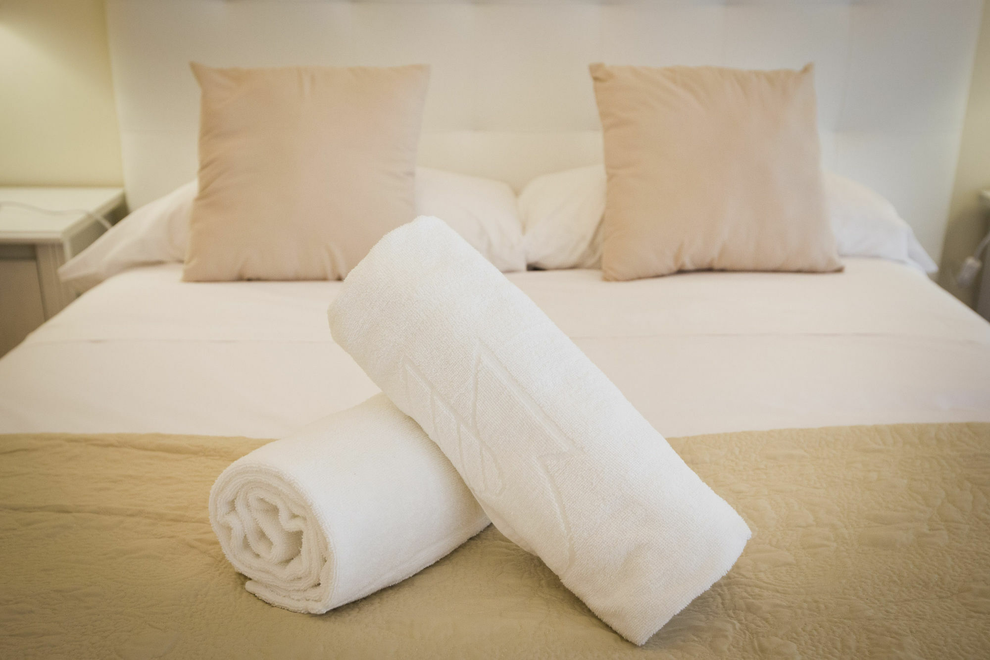 Total Valencia White Apartment Екстериор снимка