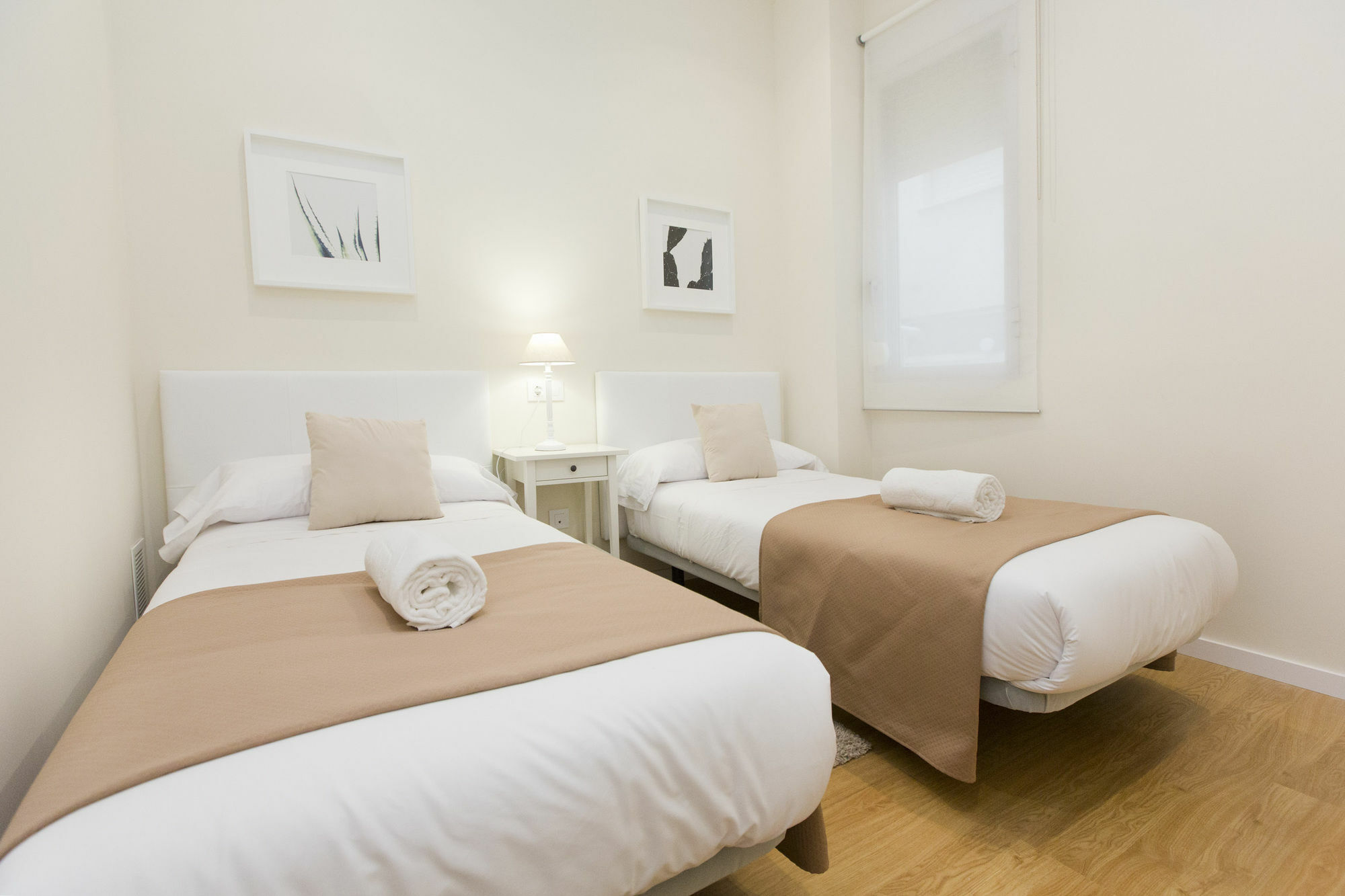 Total Valencia White Apartment Екстериор снимка