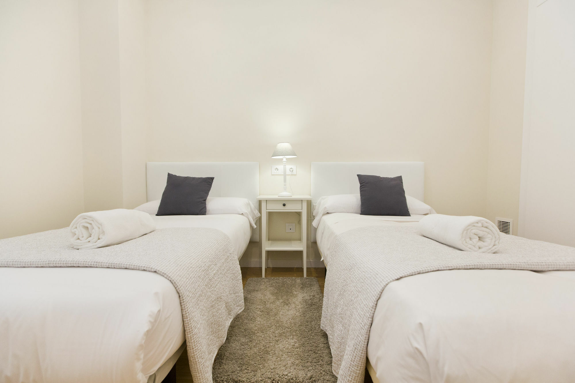 Total Valencia White Apartment Екстериор снимка